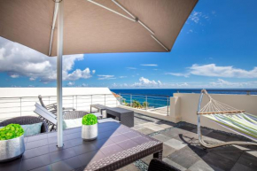 Amazing Sea View Penthouse w/ Private Rooftop